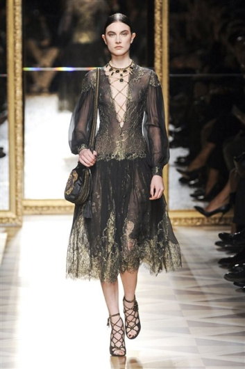 Fotoservizio/FW 2012-2013/WOMEN/SALVATORE FERRAGAMO/43