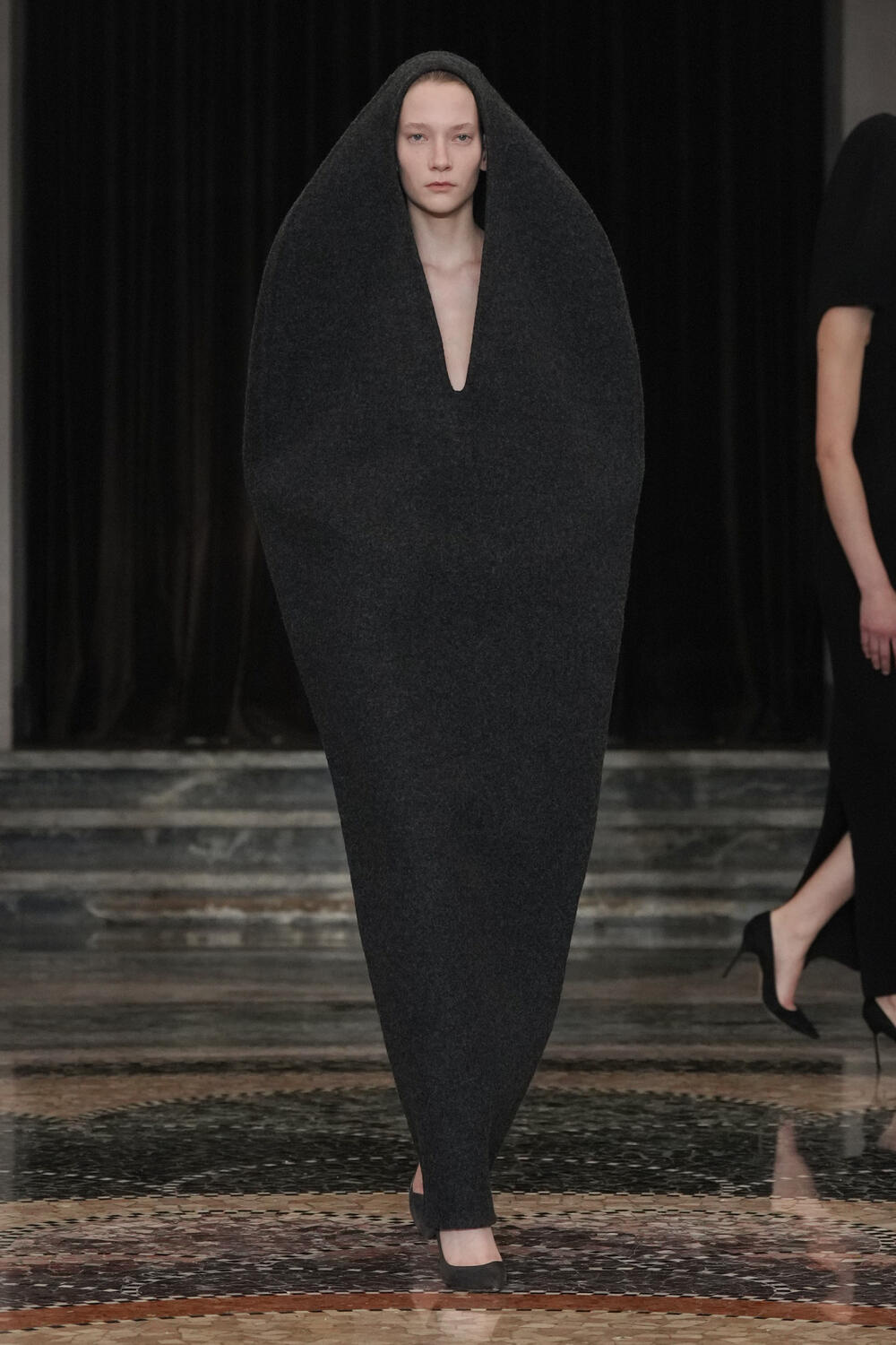 INSTITUTION BY GALIB GASSANOFF WOMEN FW 26-27 - Foto #1