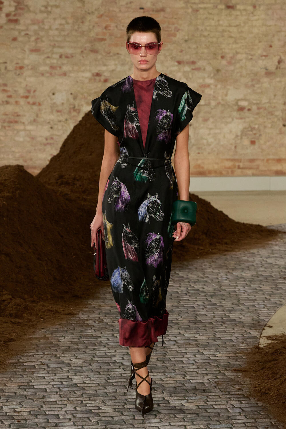 MOSCHINO WOMEN FW 26-27 - Foto #4