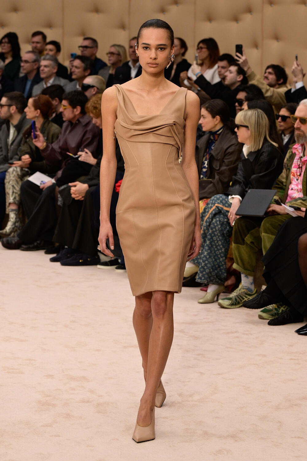 FERRARI WOMEN FW 26-27 - Foto #3