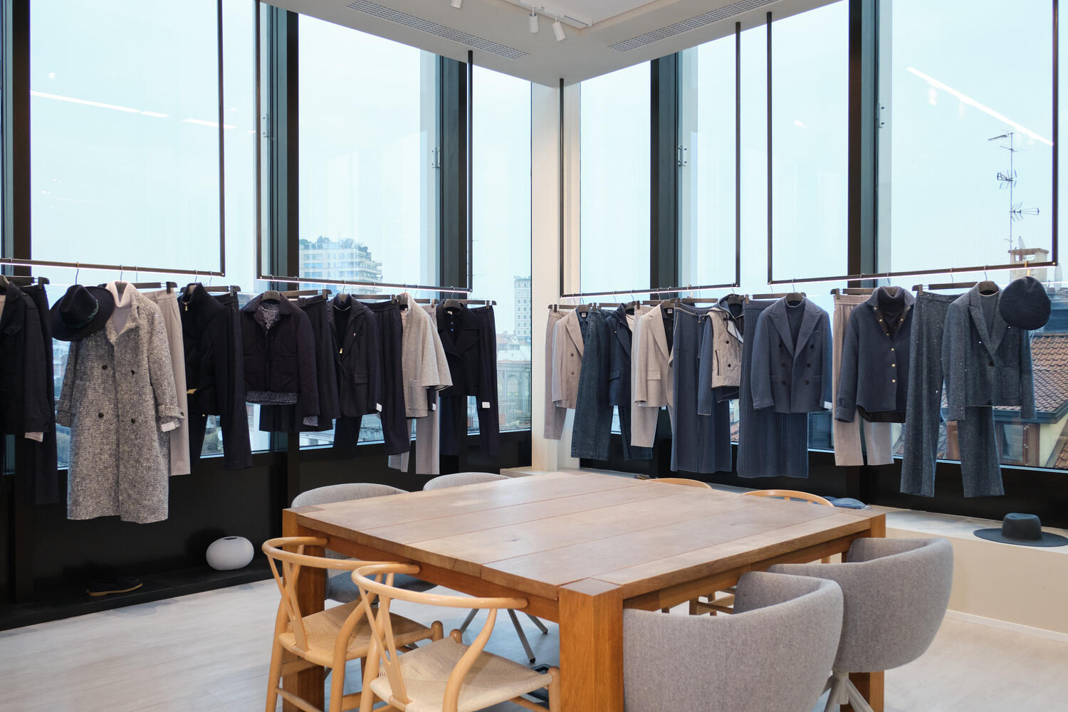 ELEVENTY WOMEN FW 26-27 - Foto #19