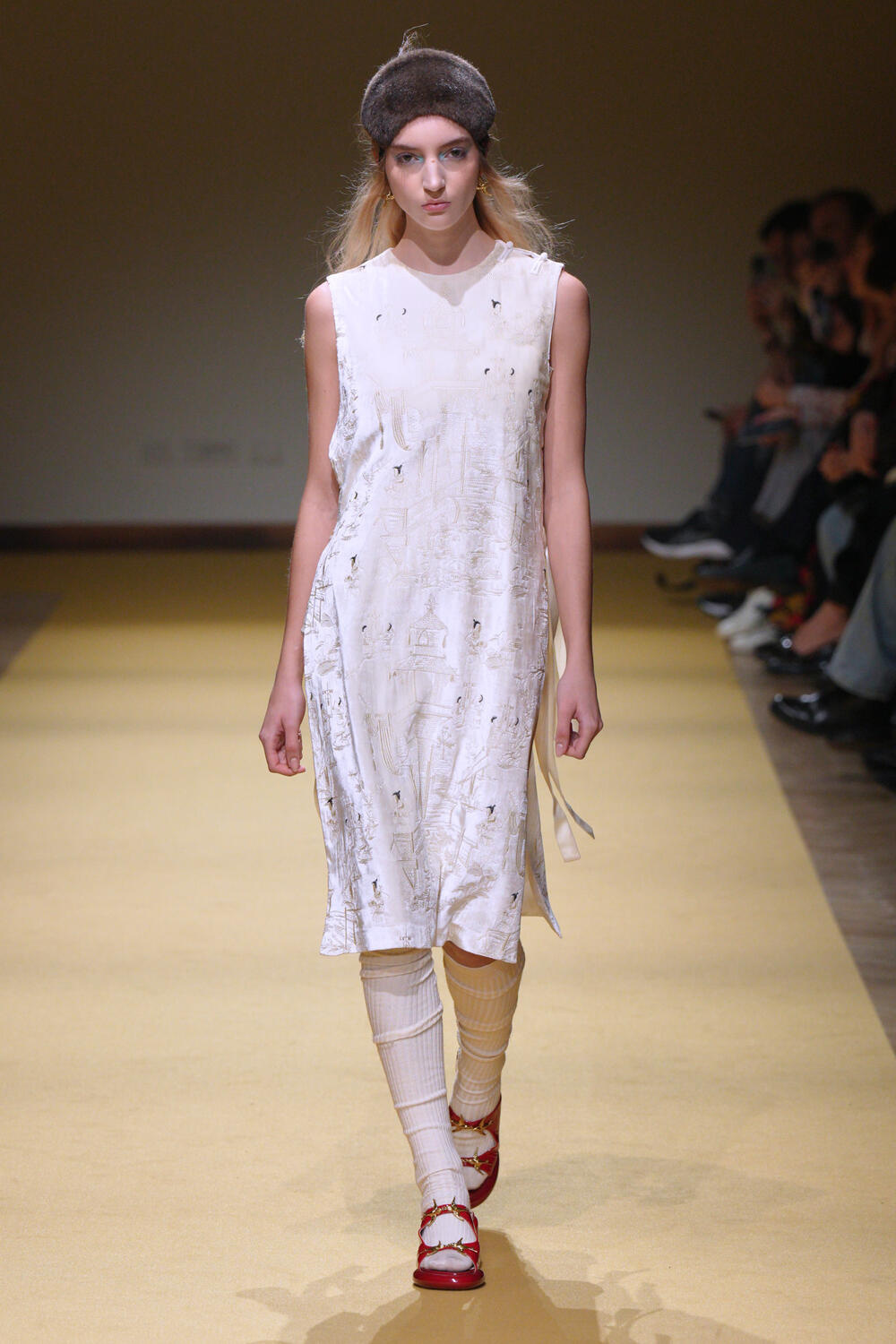 HUI WOMEN FW 26-27 - Foto #24