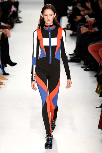 Fotoservizio/FW 2016-2017/WOMEN/EMILIO PUCCI/DP2/6