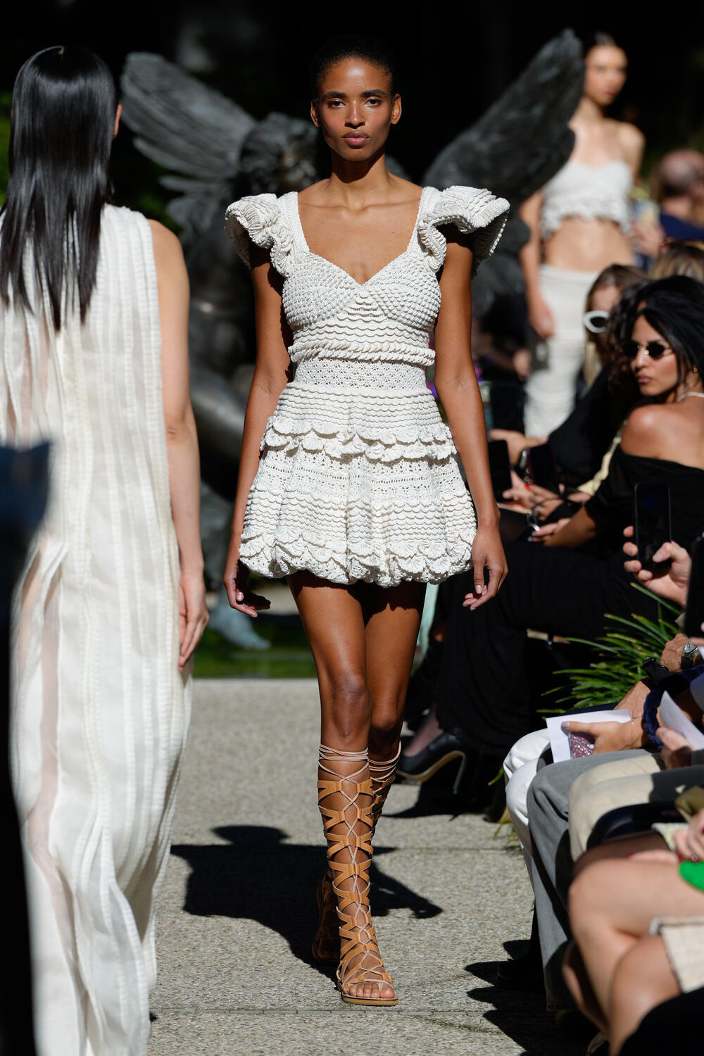 J SALINAS WOMEN SS 2026 - Foto #3
