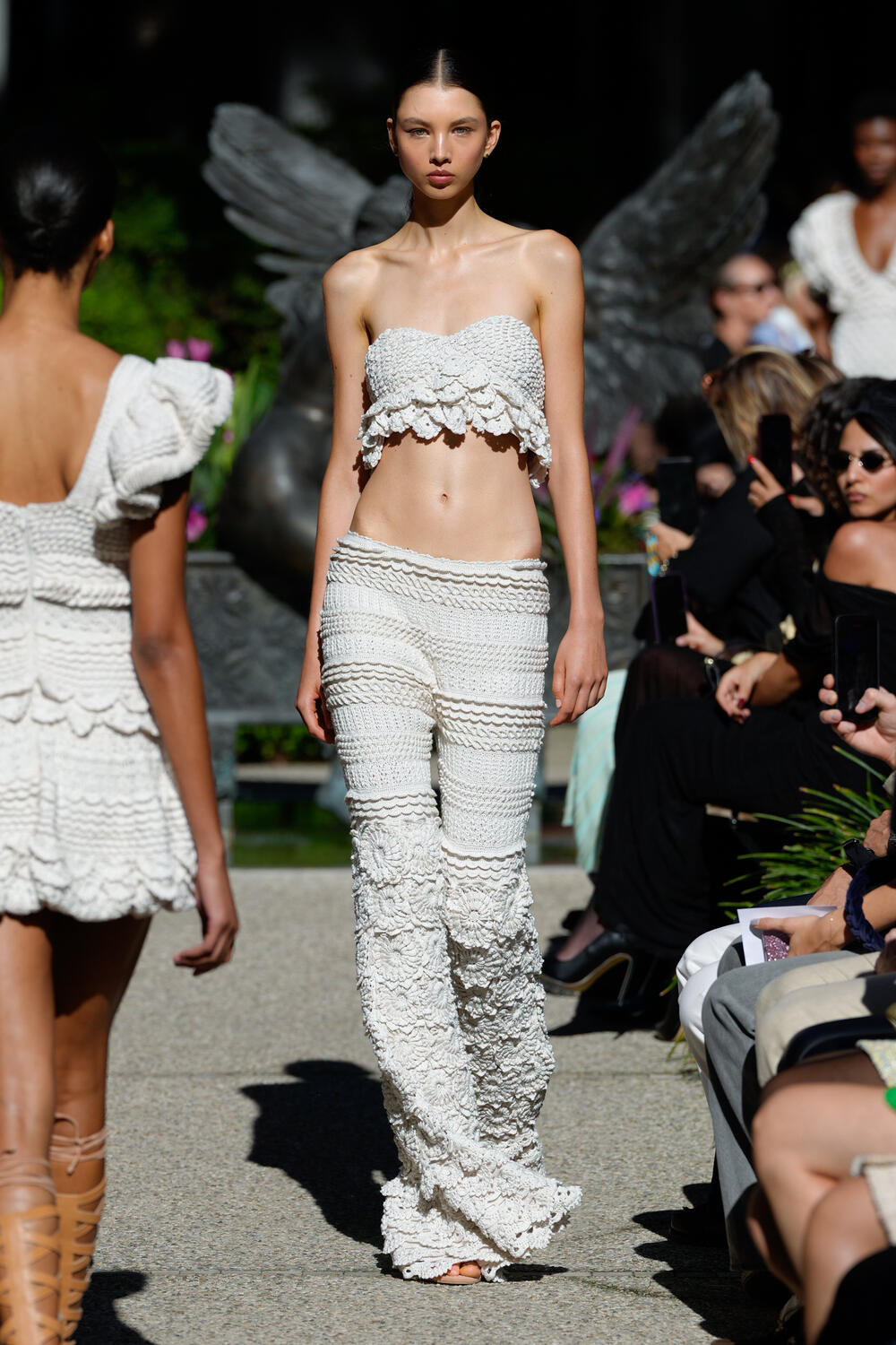 J SALINAS WOMEN SS 2026 - Foto #4