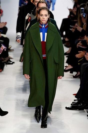 Fotoservizio/FW 2016-2017/WOMEN/EMILIO PUCCI/DP2/5