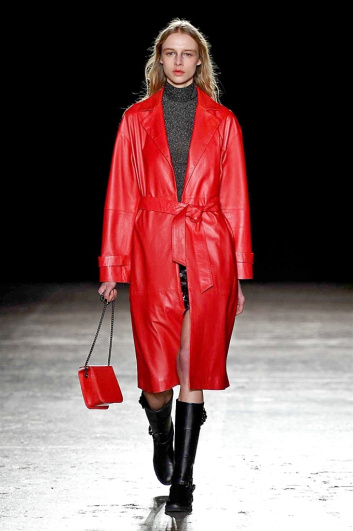 Fotoservizio/FW 2016-2017/WOMEN/CRISTIANO BURANI/DP2/4