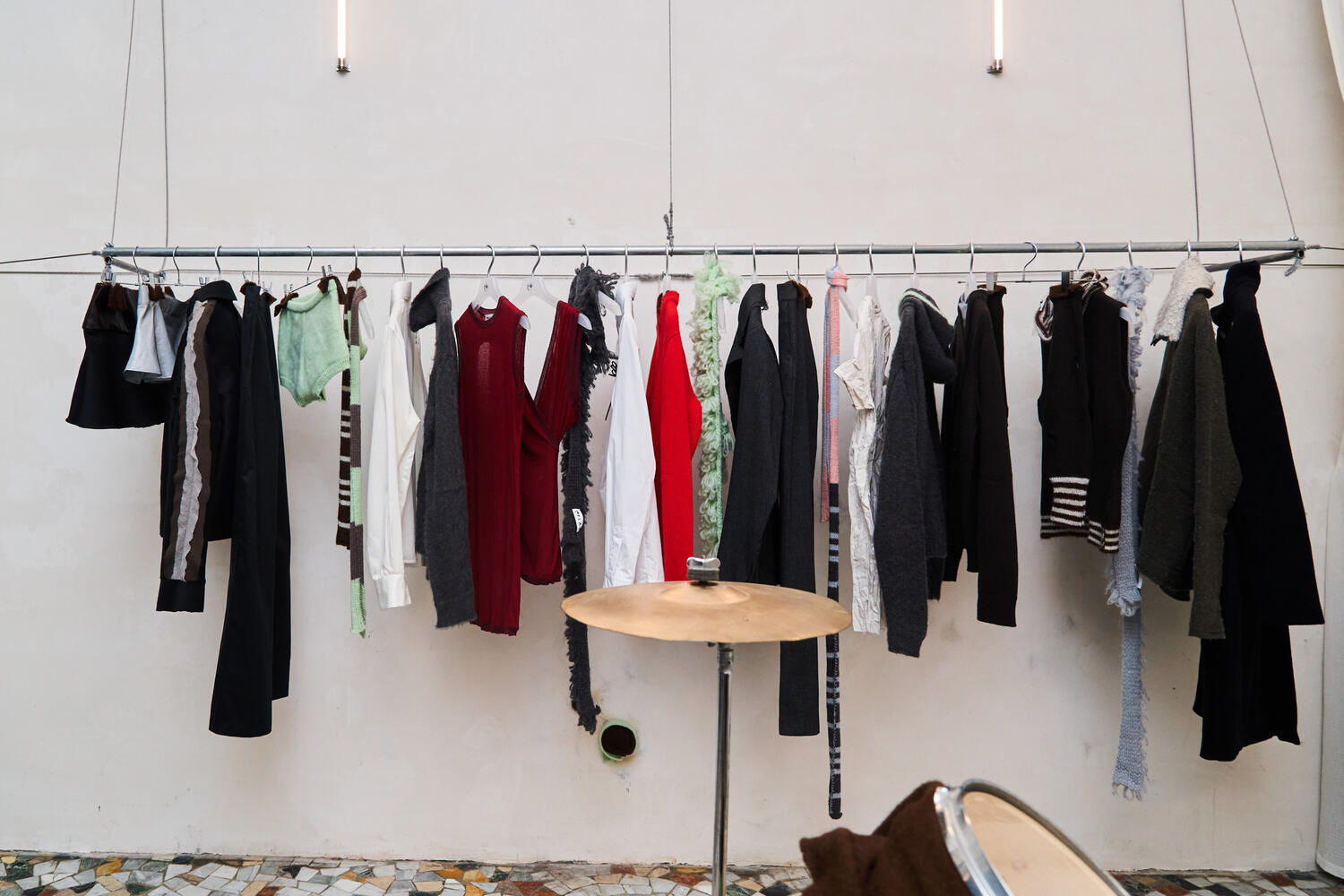 PLĀS COLLECTIVE MEN FW 26-27 - Foto #2