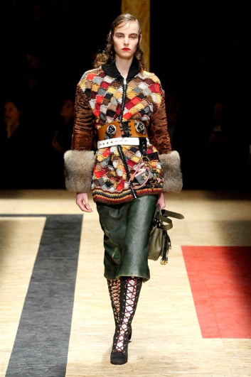 Fotoservizio/FW 2016-2017/WOMEN/PRADA/DP2/1