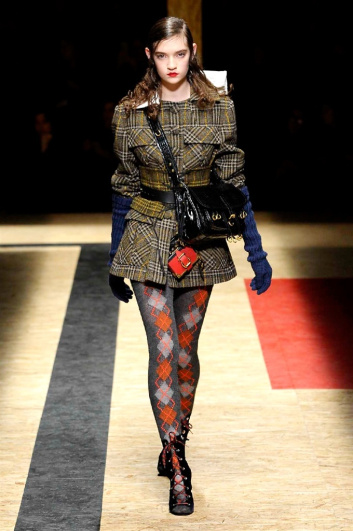 Fotoservizio/FW 2016-2017/WOMEN/PRADA/DP2/11