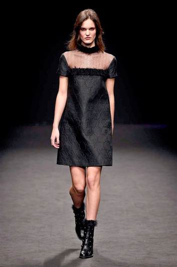 Fotoservizio/FW 2016-2017/WOMEN/BYBLOS MILANO/DP2/0