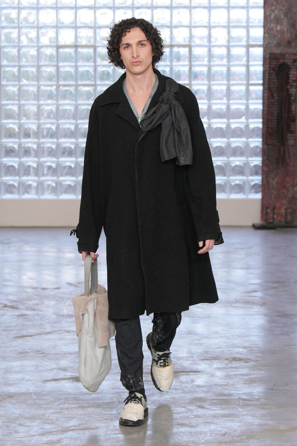 SIMON CRACKER MEN FW 26-27 - Foto #0