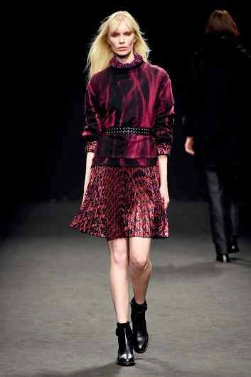 Fotoservizio/FW 2016-2017/WOMEN/BYBLOS MILANO/DP2/3
