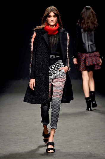Fotoservizio/FW 2016-2017/WOMEN/BYBLOS MILANO/DP2/3