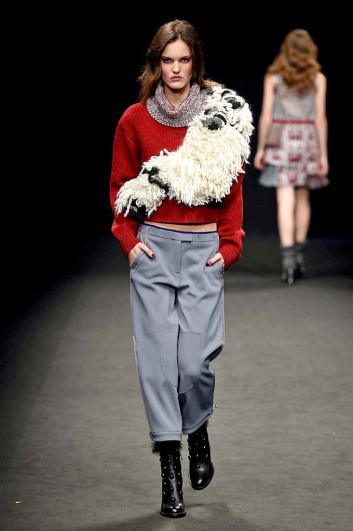 Fotoservizio/FW 2016-2017/WOMEN/BYBLOS MILANO/DP2/11