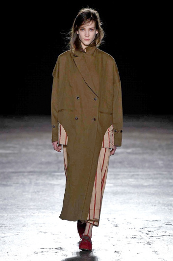 Fotoservizio/FW 2016-2017/WOMEN/UMA WANG/DP2/0
