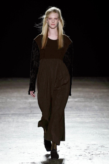 Fotoservizio/FW 2016-2017/WOMEN/UMA WANG/DP2/1