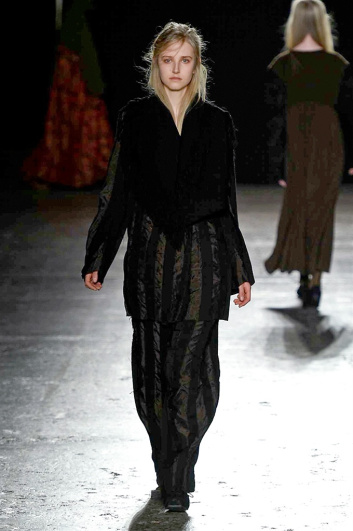 Fotoservizio/FW 2016-2017/WOMEN/UMA WANG/DP2/2