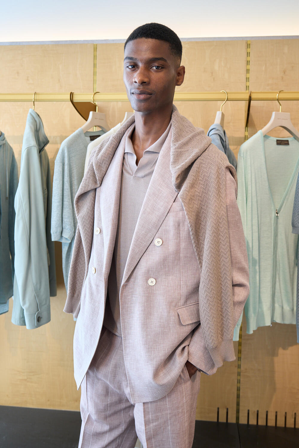 BRETT JOHNSON MEN SS 2027 - Foto #6
