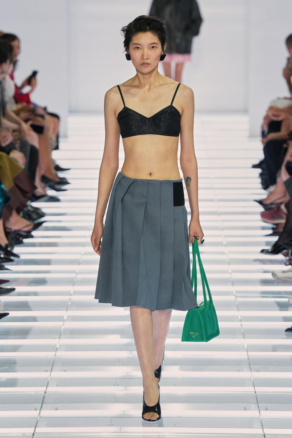 PRADA WOMEN SS 2027 - Foto #3