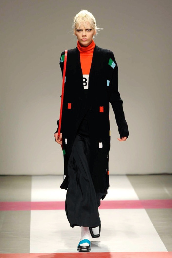 Fotoservizio/FW 2016-2017/WOMEN/ICEBERG/DP2/1
