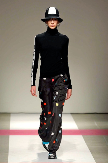 Fotoservizio/FW 2016-2017/WOMEN/ICEBERG/DP2/4