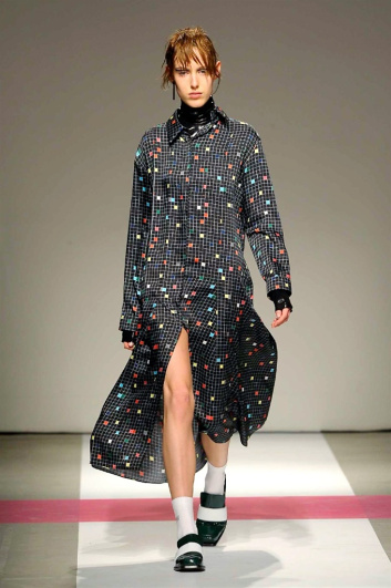 Fotoservizio/FW 2016-2017/WOMEN/ICEBERG/DP2/0