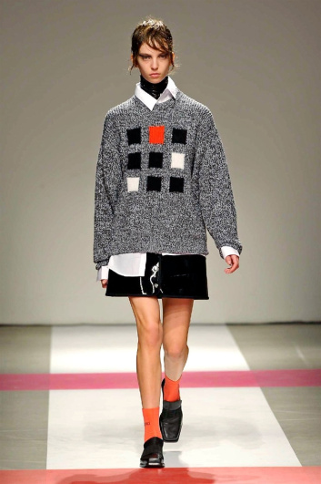 Fotoservizio/FW 2016-2017/WOMEN/ICEBERG/DP2/2
