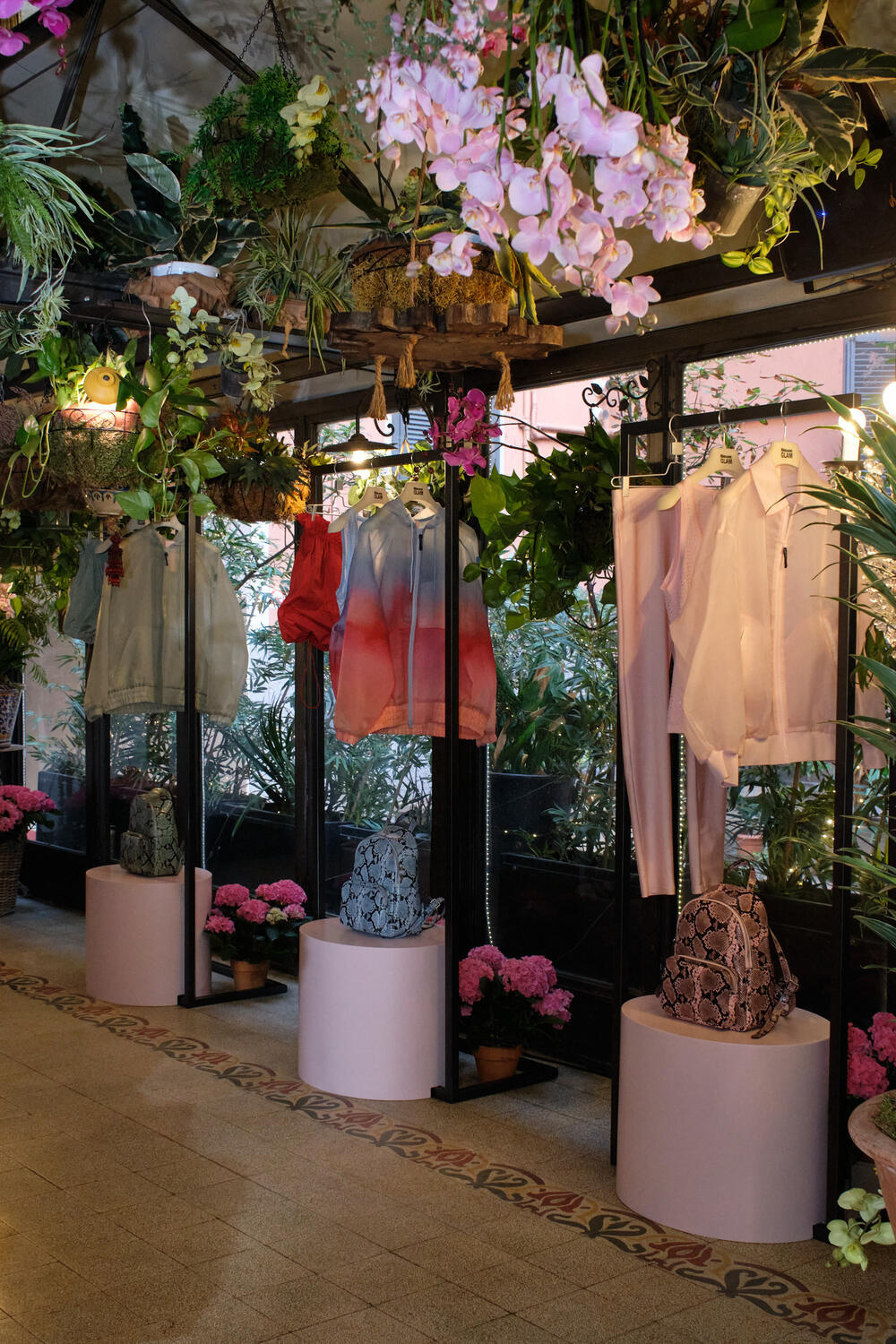 BLAUER GLAM WOMEN SS 2027 - Foto #2
