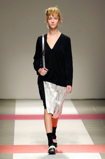 Fotoservizio/FW 2016-2017/WOMEN/ICEBERG/DP2/9