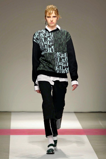 Fotoservizio/FW 2016-2017/WOMEN/ICEBERG/DP2/11