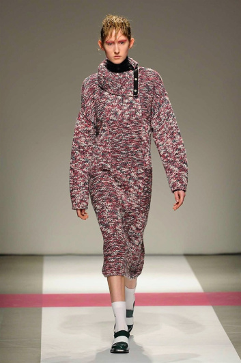 Fotoservizio/FW 2016-2017/WOMEN/ICEBERG/DP2/14