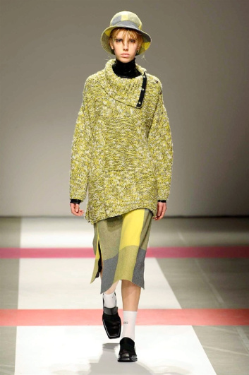 Fotoservizio/FW 2016-2017/WOMEN/ICEBERG/DP2/1
