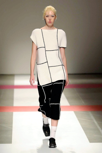 Fotoservizio/FW 2016-2017/WOMEN/ICEBERG/DP2/6
