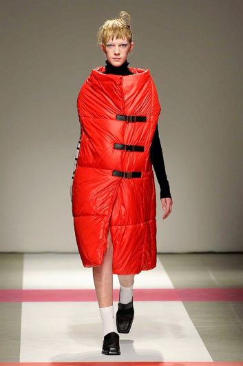 Fotoservizio/FW 2016-2017/WOMEN/ICEBERG/DP2/7