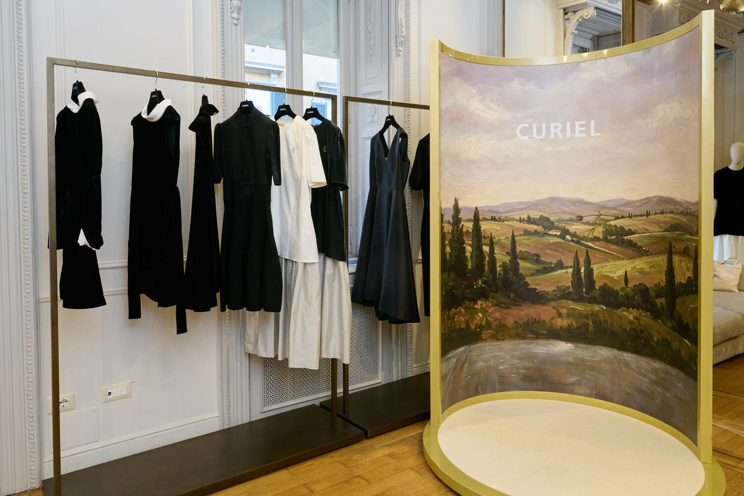 CURIEL WOMEN SS 2027 - Foto #1