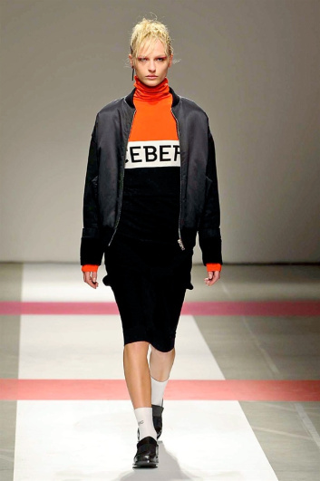 Fotoservizio/FW 2016-2017/WOMEN/ICEBERG/DP2/9