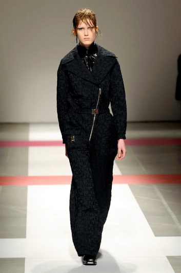 Fotoservizio/FW 2016-2017/WOMEN/ICEBERG/DP2/10