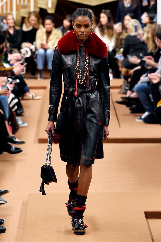 Fotoservizio/FW 2016-2017/WOMEN/TOD'S/DP2/1