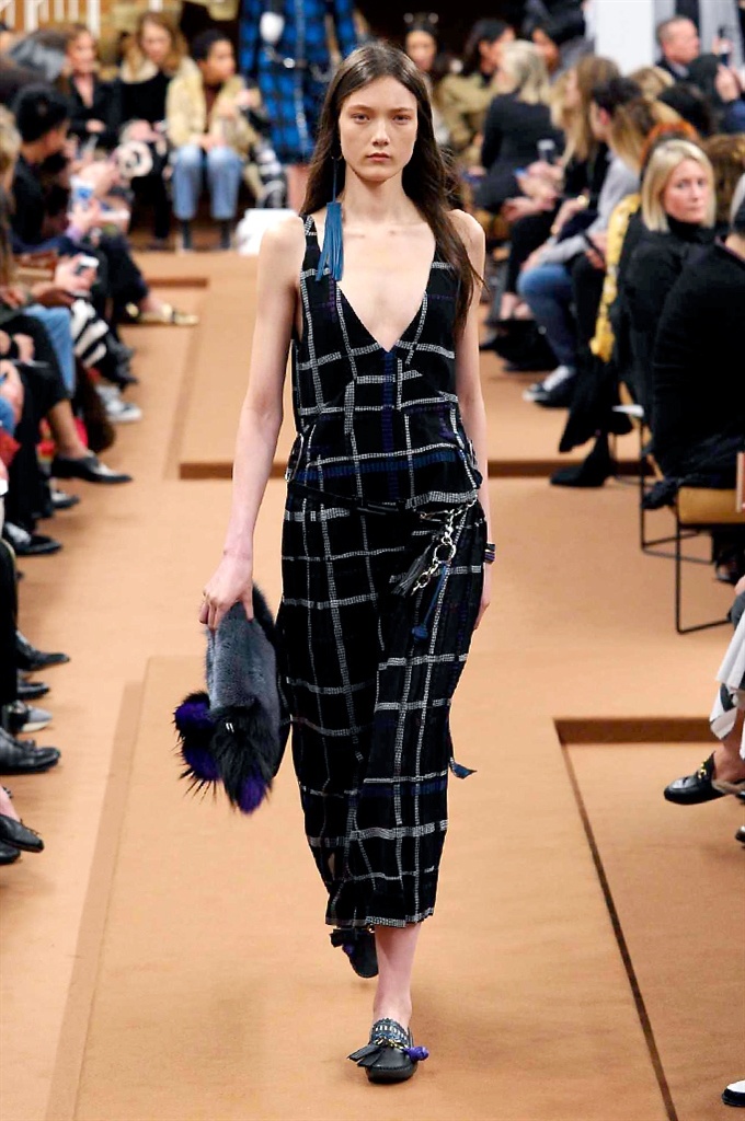 Fotoservizio/FW 2016-2017/WOMEN/TOD'S/DP2/4