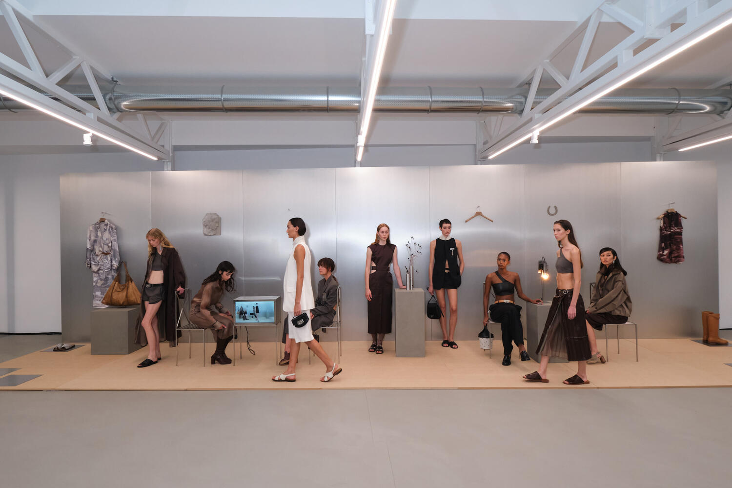 DURAZZI MILANO WOMEN SS 2027 - Foto #2