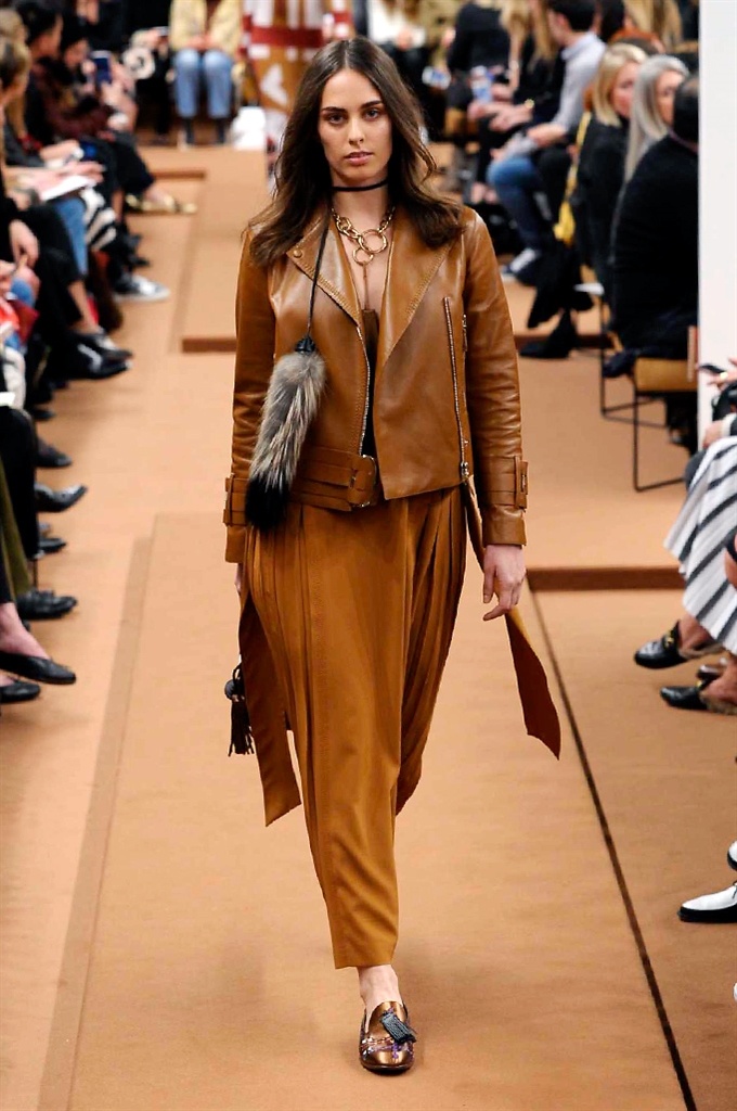 Fotoservizio/FW 2016-2017/WOMEN/TOD'S/DP2/1