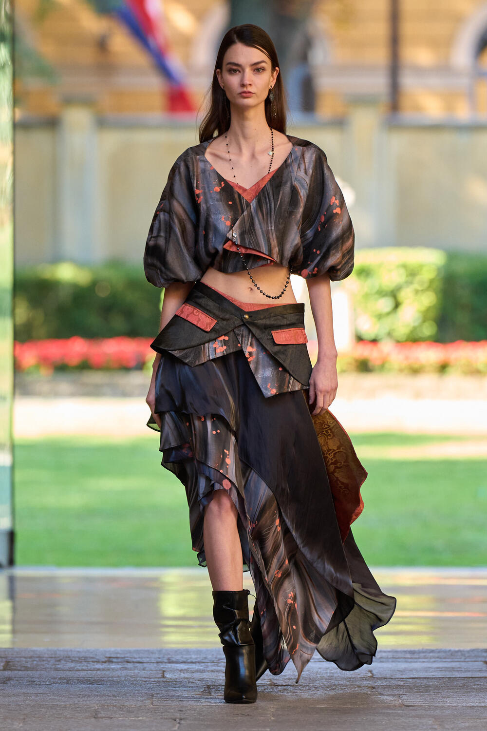 ZIFEI WANG WOMEN SS 2027 - Foto #1