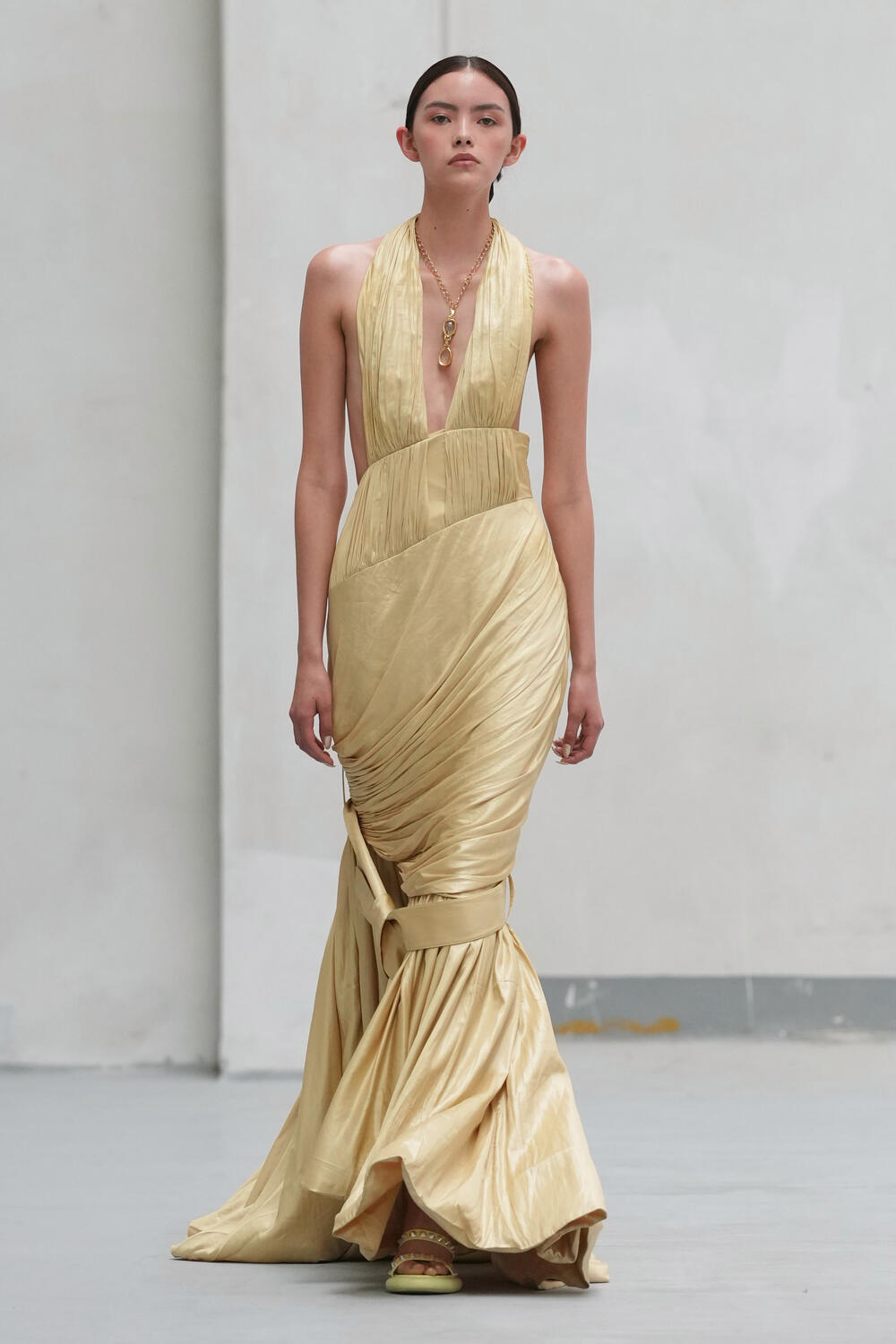 PHAN DANG HOANG WOMEN SS 2027 - Foto #33