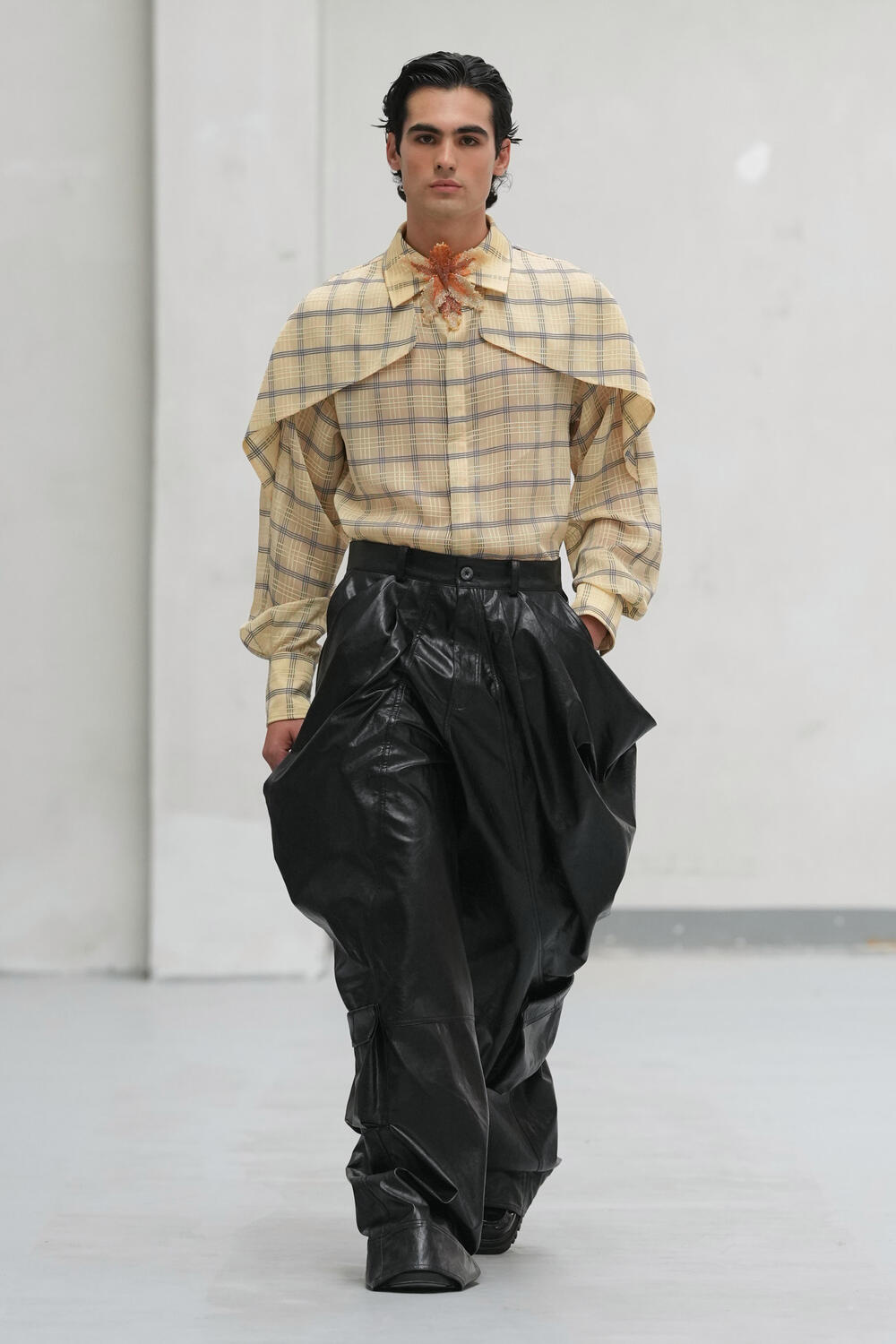 PHAN DANG HOANG WOMEN SS 2027 - Foto #29