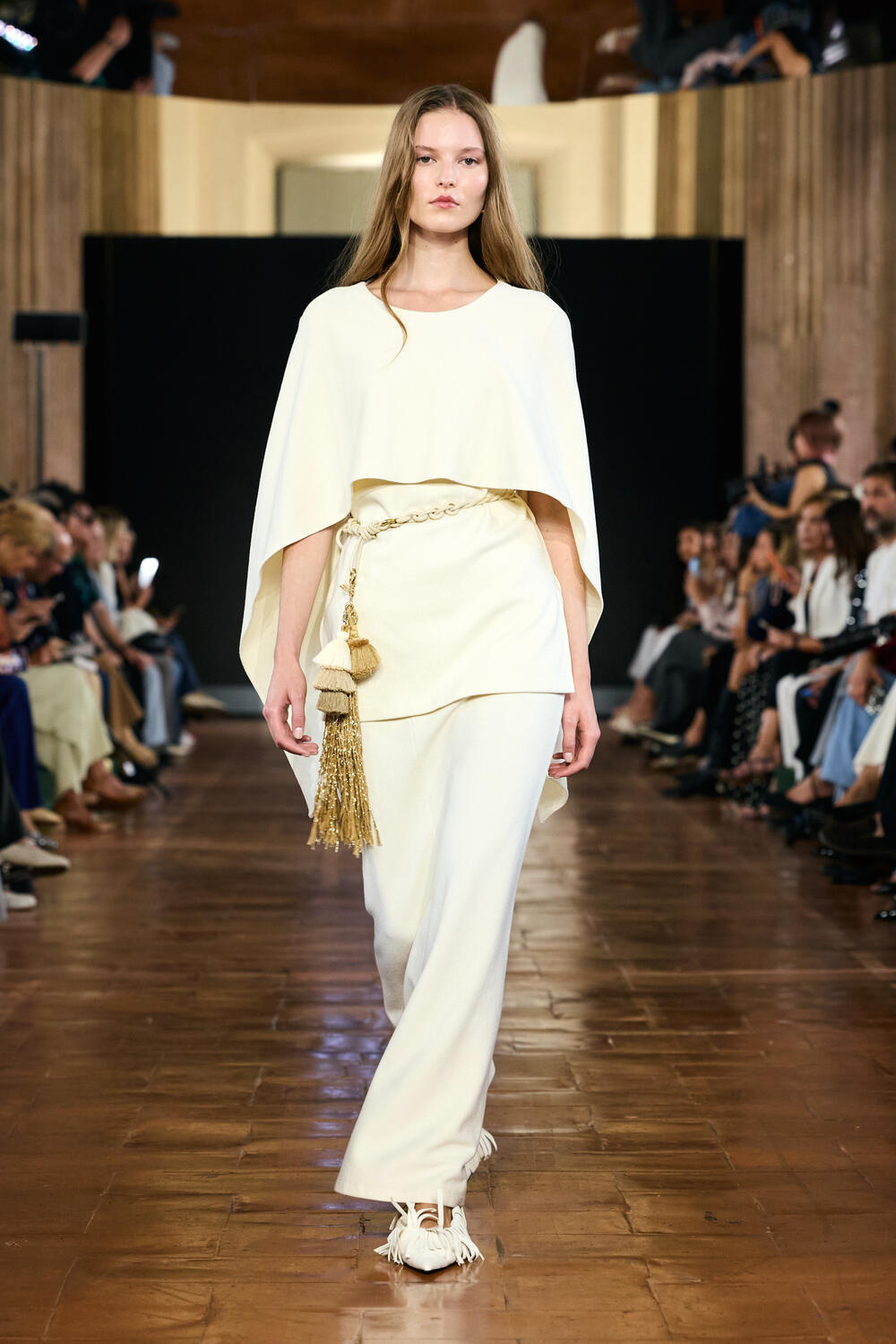 SHENZHEN FUTIAN WOMEN SS 2027 - Foto #9
