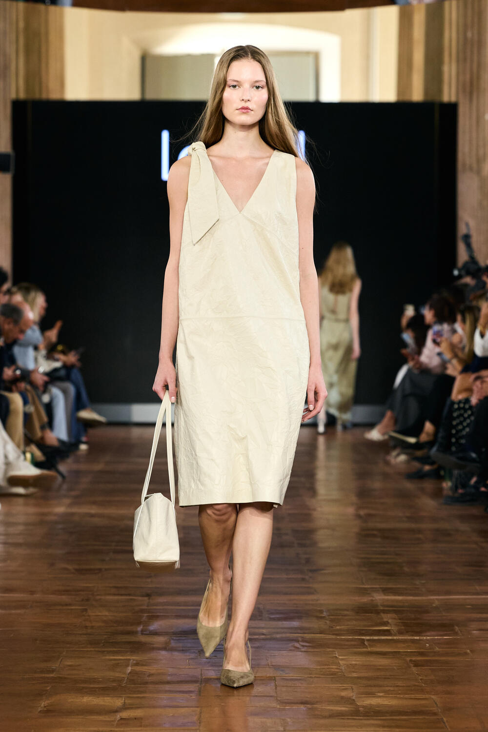 SHENZHEN FUTIAN WOMEN SS 2027 - Foto #22