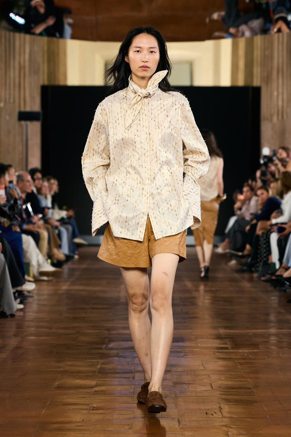 SHENZHEN FUTIAN WOMEN SS 2027 - Foto #24