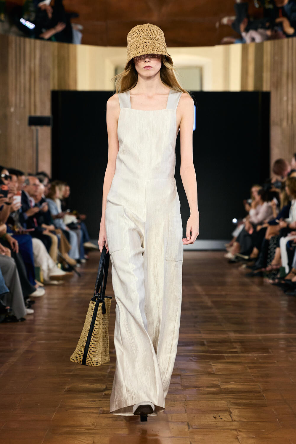 SHENZHEN FUTIAN WOMEN SS 2027 - Foto #32