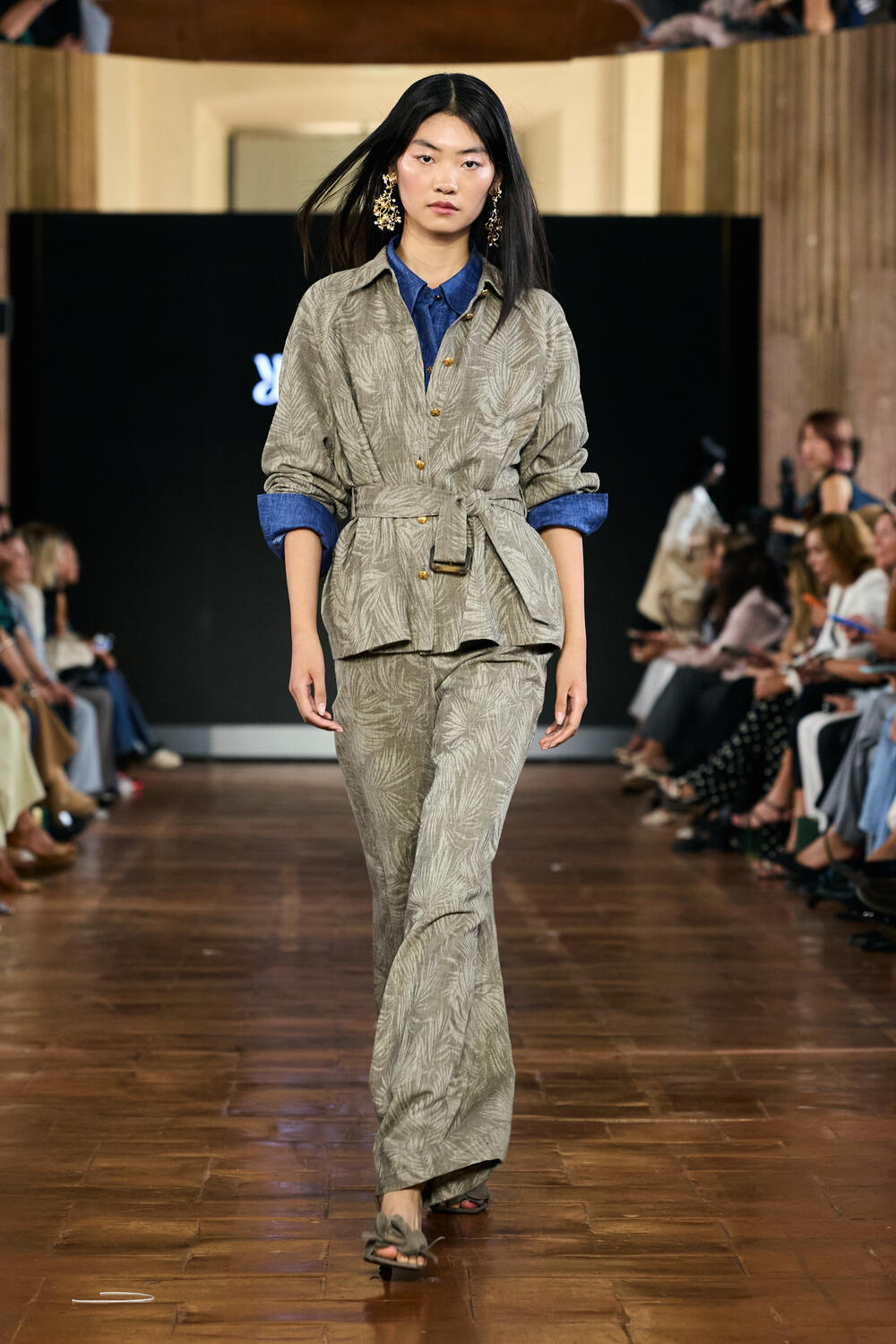 SHENZHEN FUTIAN WOMEN SS 2027 - Foto #45